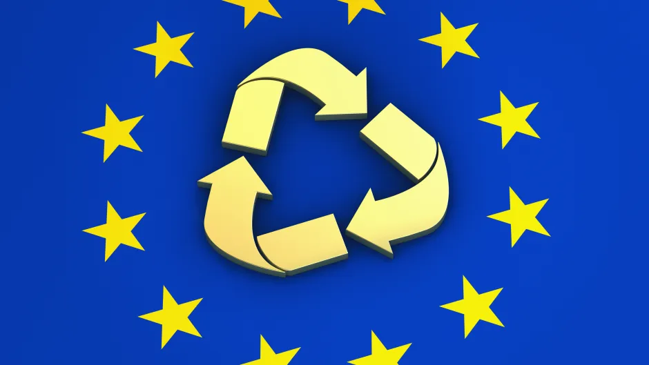 Grafik mit europäischer Flagge und Recyclingicon